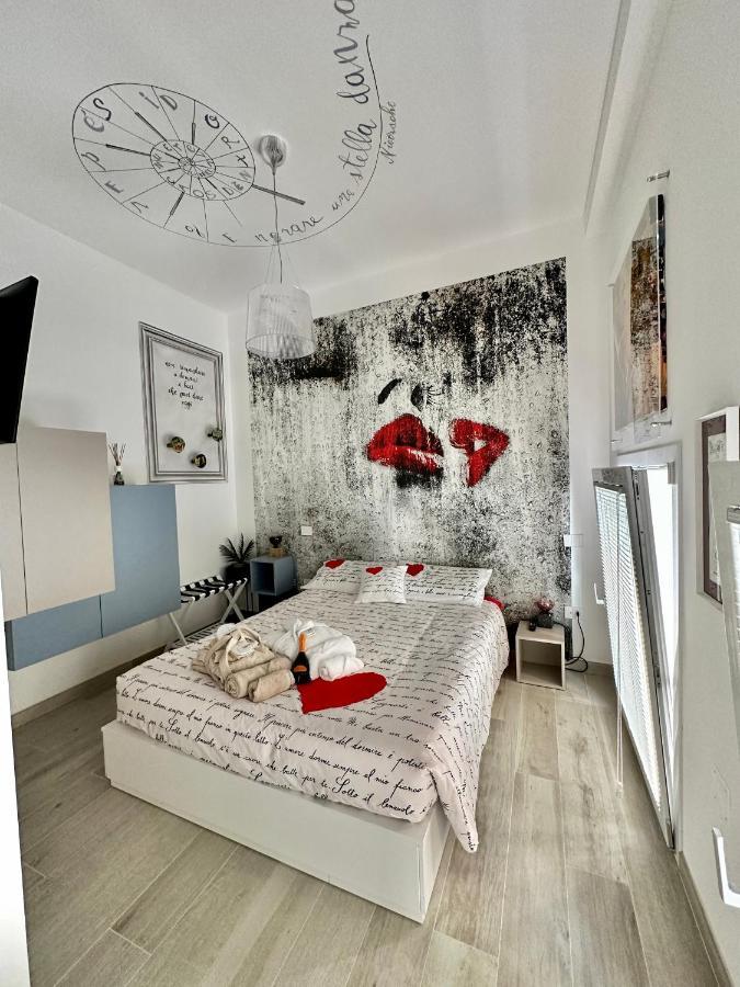 Bed Art Relaxing Suite - Appartamento Con Sauna Love Suite Gallery San Benedetto del Tronto Ngoại thất bức ảnh